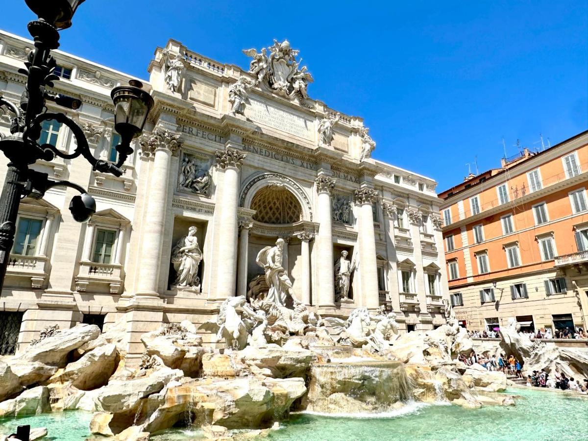 Trevi Romantic Alcova Frühstückspension *